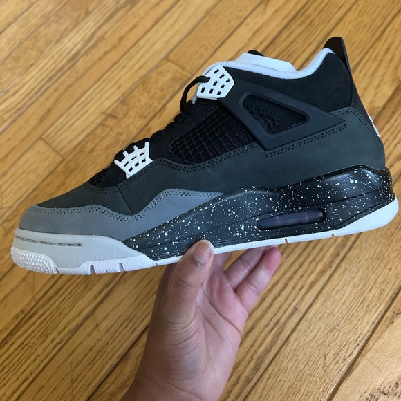 Jordan 4 - Picture 8 of 14